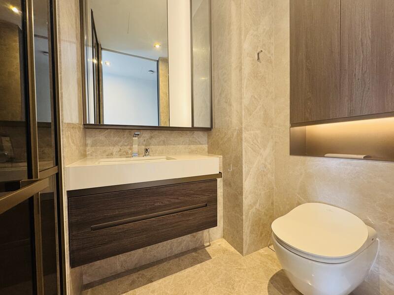 19 Nassim, 19 Nassim Hill, 1 Bedroom, 646 sqft, Condominium For Rent, by Lim Li Jia, 60019542 - Bathroom - PropertyGuru.com.sg
