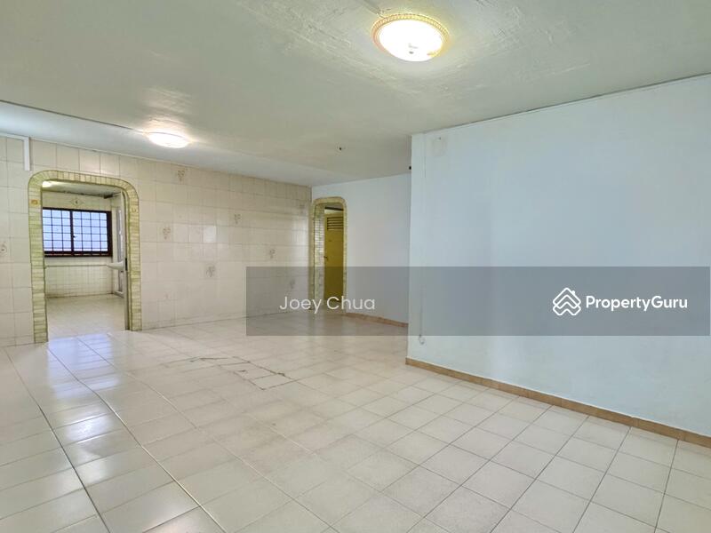 Living & Dining Area