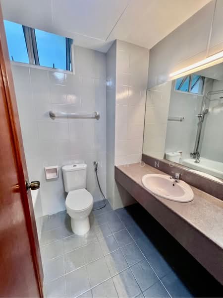 Villa De West, 5 How Sun Drive, Room Rental, 200 sqft, Condominium For Rent, by Glenn Wong, 60019571 - PropertyGuru.com.sg