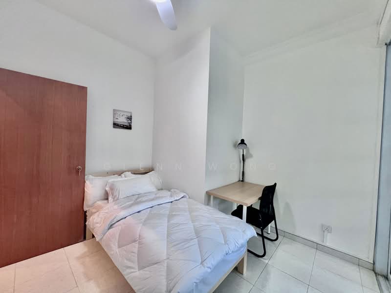 Villa De West, 5 How Sun Drive, Room Rental, 200 sqft, Condominium For Rent, by Glenn Wong, 60019571 - PropertyGuru.com.sg