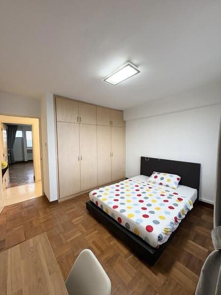 Cheap Common Bedrooms @ Botanic Gardens MRT, Tan Kim Cheng Road, Tanglin / Holland / Bukit Timah, Room Rental, 143 sqft, Apartment For Rent, by Alan Tsui 徐先生, 60019622 - Bedroom - PropertyGuru.com.sg