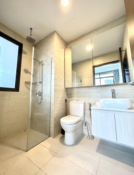 Forte Suites, 88 Mergui Road, 1 Bedroom, 300 sqft, Condominium For Rent, by Kenneth Sim, 60019709 - Other Bathroom - PropertyGuru.com.sg