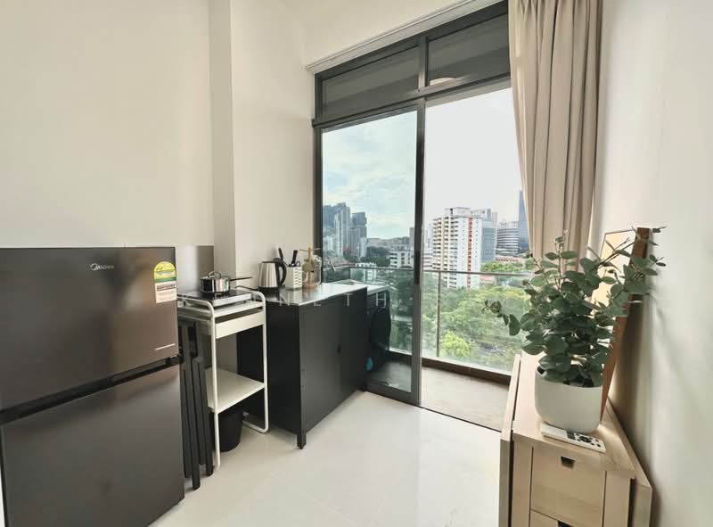 Forte Suites, 88 Mergui Road, 1 Bedroom, 300 sqft, Condominium For Rent, by Kenneth Sim, 60019709 - Washer,cabinet, Induction stove, Fridge - PropertyGuru.com.sg