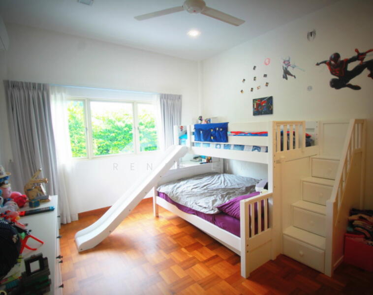 Junior master bedroom 
