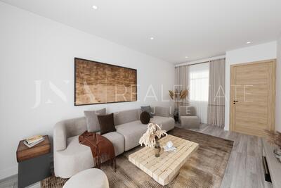 For Sale - 457 Ang Mo Kio Avenue 10