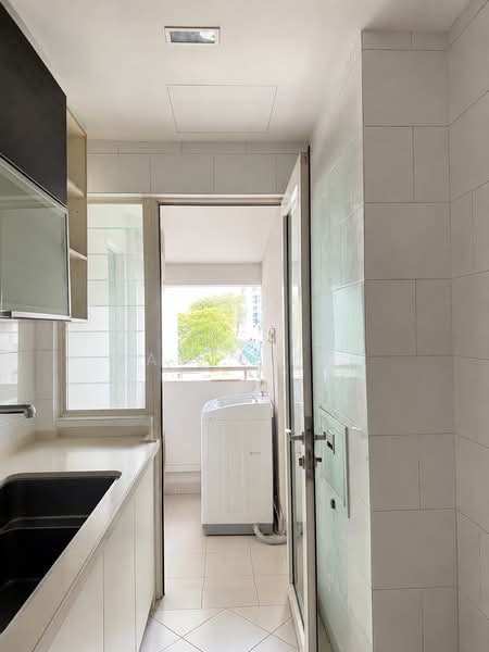 Parc Haven, 12 Lorong Limau, 4 Bedrooms, 1,249 sqft, Condominium For Sale, by James Lee, 60020220 - Kitchen - PropertyGuru.com.sg