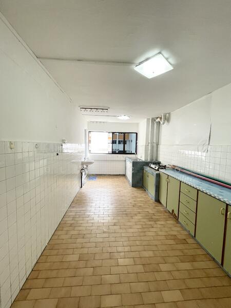 For Sale - 352 Hougang Avenue 7