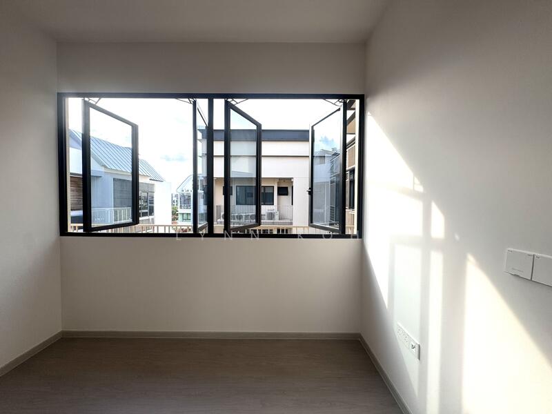 Junior Master Suite
