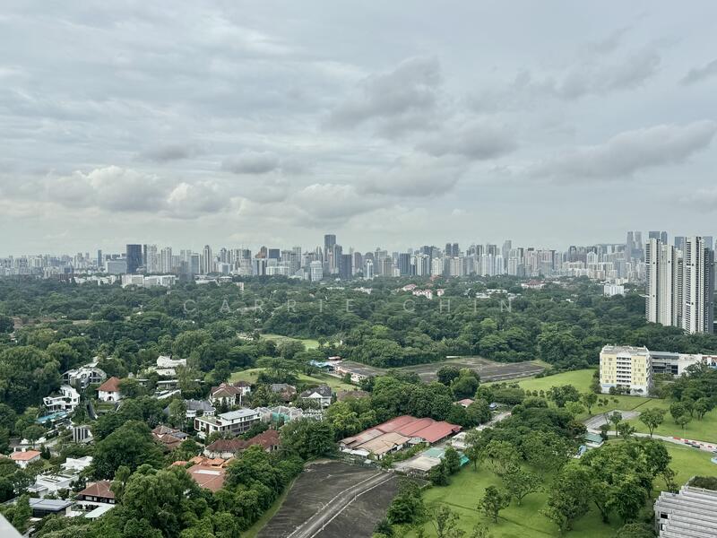 GCB/Lush Greenery Facing