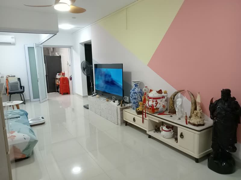 365 Clementi Avenue 2, 365 Clementi Avenue 2, Room Rental, 150 sqft, HDB Flat For Rent, by Zheng Ronghua 郑荣华, 60020442 - Living Room - PropertyGuru.com.sg