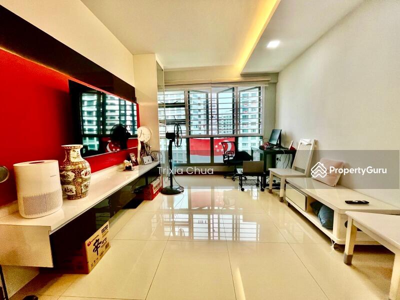 For Sale - 678B Punggol Drive