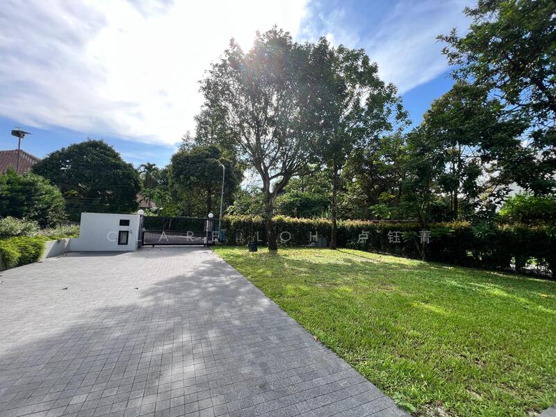 +65.89533345 Bukit Timah Road Brand New Black and White Bungalow, , 4 Bedrooms, 2,680 sqft, Good Class Bungalow For Rent, by Clare Loh 卢煜婕, 60020774 - Garden - PropertyGuru.com.sg