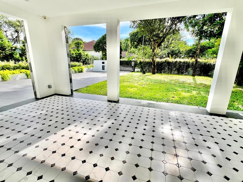 +65.89533345 Bukit Timah Road Brand New Black and White Bungalow, , 4 Bedrooms, 2,680 sqft, Good Class Bungalow For Rent, by Clare Loh 卢煜婕, 60020774 - Entrance - PropertyGuru.com.sg