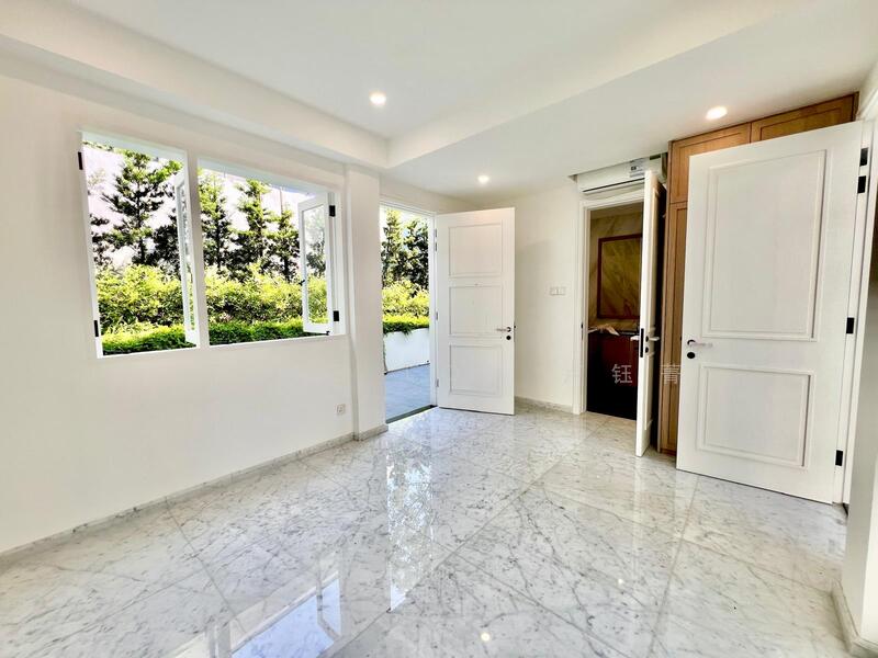 +65.89533345 Bukit Timah Road Brand New Black and White Bungalow, , 4 Bedrooms, 2,680 sqft, Good Class Bungalow For Rent, by Clare Loh 卢煜婕, 60020774 - Living Room - PropertyGuru.com.sg