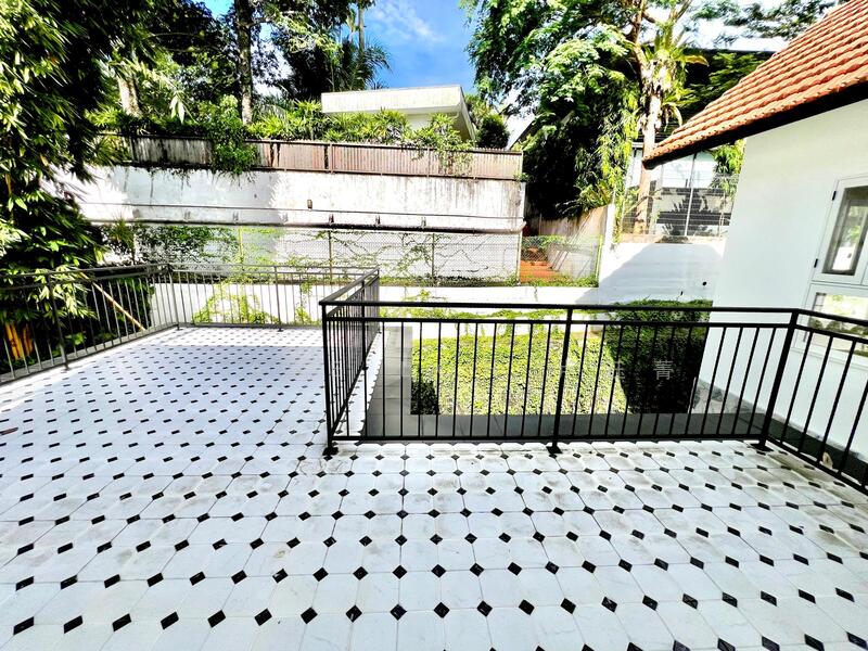 +65.89533345 Bukit Timah Road Brand New Black and White Bungalow, , 4 Bedrooms, 2,680 sqft, Good Class Bungalow For Rent, by Clare Loh 卢煜婕, 60020774 - Balcony - PropertyGuru.com.sg