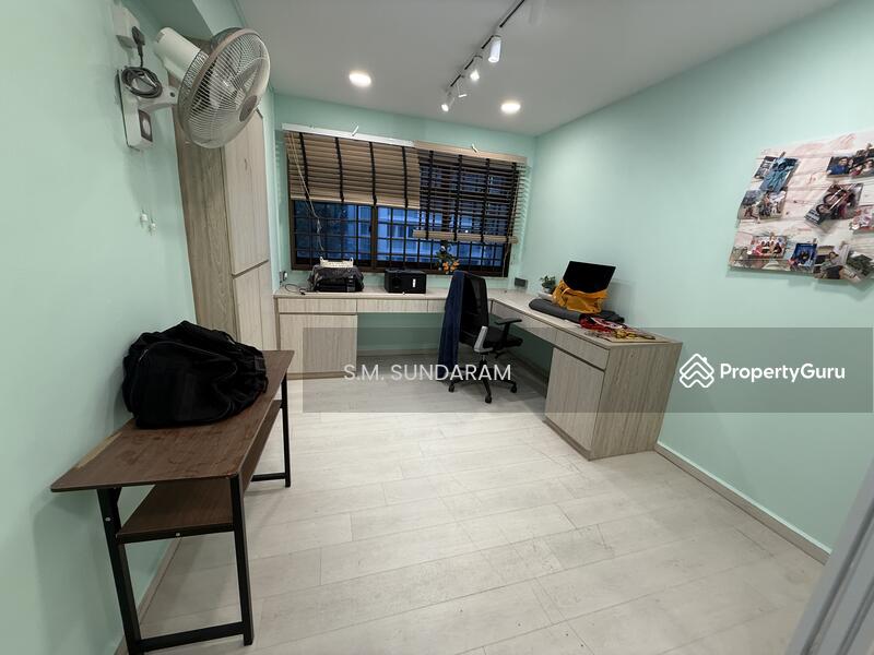 For Rent - 365 Corporation Drive