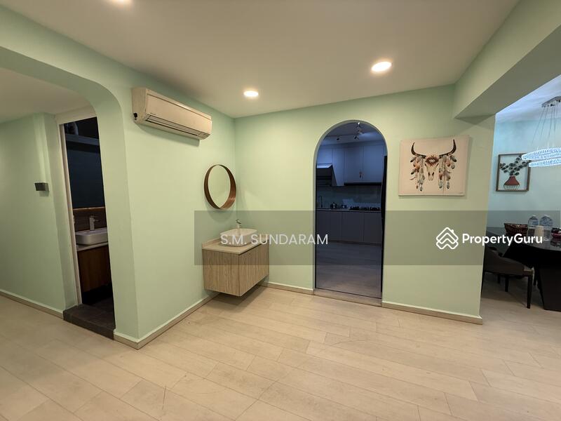 For Rent - 365 Corporation Drive