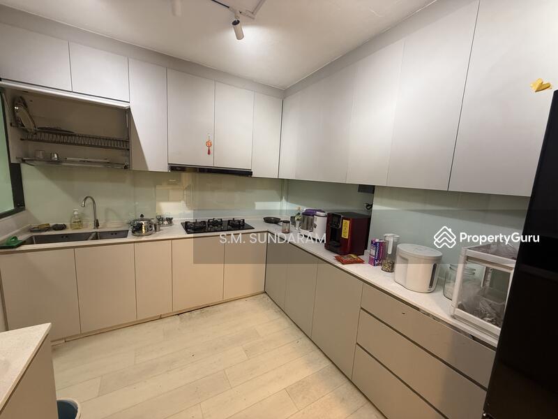 For Rent - 365 Corporation Drive