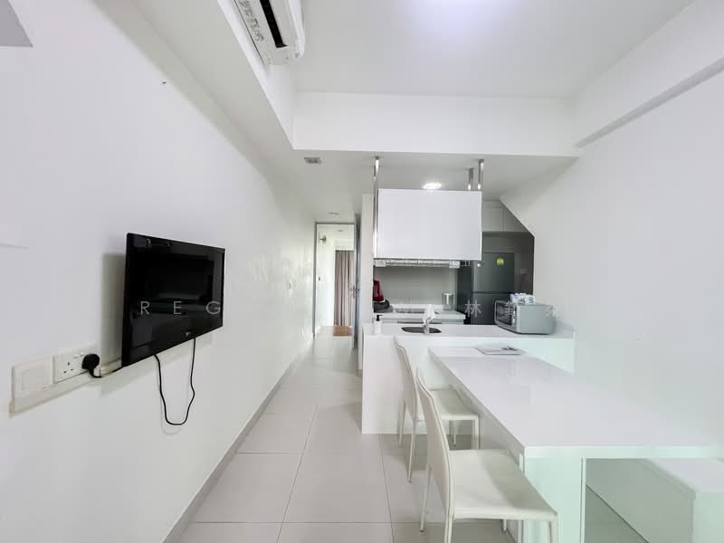 The Rochester Residences, 33 Rochester Drive, 1 Bedroom, 840 sqft, Apartment For Rent, by Regan Lim 林鉦桀, 60021015 - PropertyGuru.com.sg