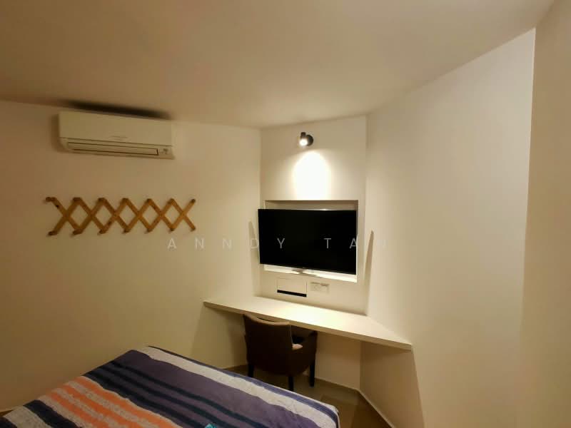 230 Serangoon Avenue 4, 230 Serangoon Avenue 4, Room Rental, 120 sqft, HDB Flat For Rent, by Anndy Tan, 60021043 - PropertyGuru.com.sg