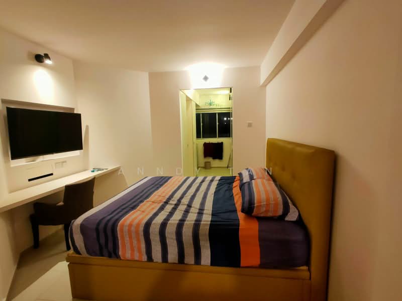 230 Serangoon Avenue 4, 230 Serangoon Avenue 4, Room Rental, 120 sqft, HDB Flat For Rent, by Anndy Tan, 60021043 - PropertyGuru.com.sg