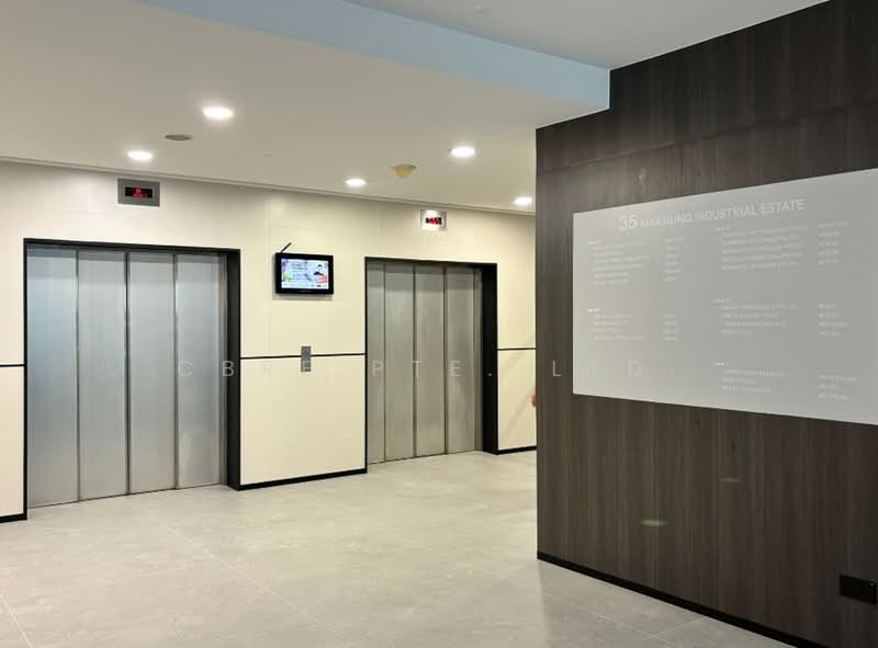 The Synergy, 1 International Business Park, 11,043 sqft, Business / Science Park For Rent, by CHUA SIQIN, 60021431 - Lobby - CommercialGuru.com.sg