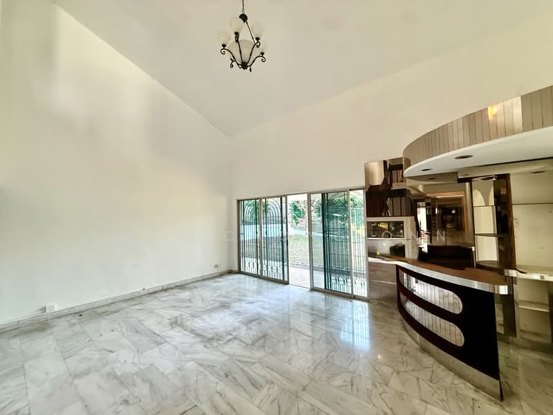 151 bedok road, Bedok Road, 5 Bedrooms, 5,800 sqft, Detached House For Sale, by Wong Chong Onn, 60021444 - Living Room - PropertyGuru.com.sg