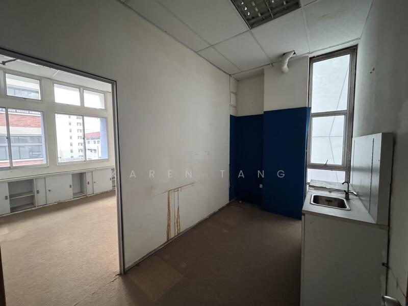 Genting Lane Office, Genting Lane, 1,285 sqft, Light Industrial (B1) For Rent, by Karen Tang, 60021546 - CommercialGuru.com.sg