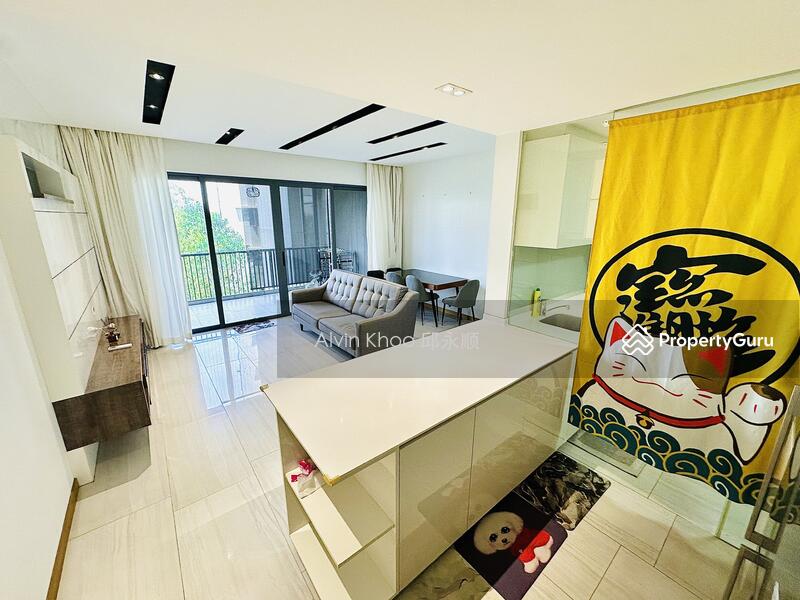 Dry Kitchen / Living Room