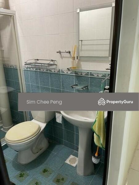 For Rent - 652 Senja Link