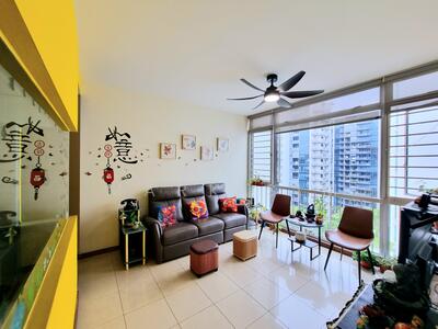 For Sale - The Lakeshore