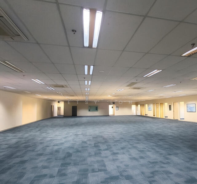 Standalone Industrial Building with Fitted Ancillary Office/Huge Open Yard, , 80,100 sqft, Warehouse For Rent, by Betsy Loh, 60021879 - Fitted Office - CommercialGuru.com.sg