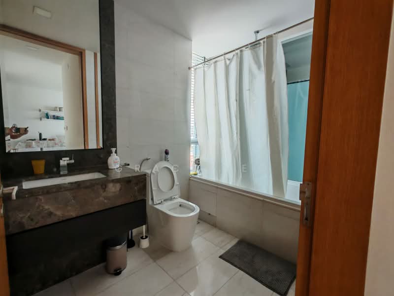 Concourse Skyline, 298 Beach Road, 1 Bedroom, 850 sqft, Condominium For Rent, by Grace Neo, 60022006 - Bathroom - PropertyGuru.com.sg