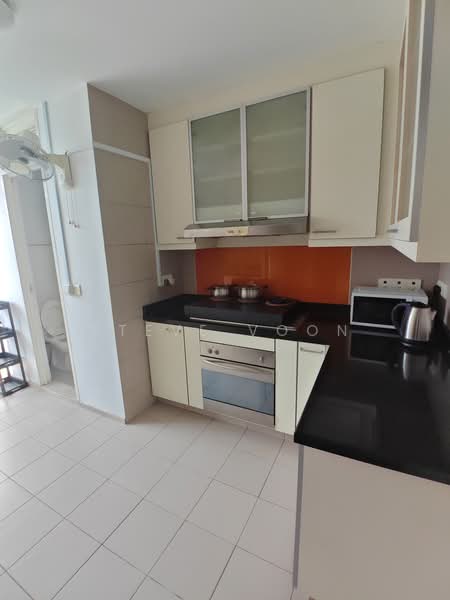 The Spectrum, 507 Pasir Panjang Road, Room Rental, 100 sqft, Condominium For Rent, by Steve Voon, 60022104 - Kitchen - PropertyGuru.com.sg