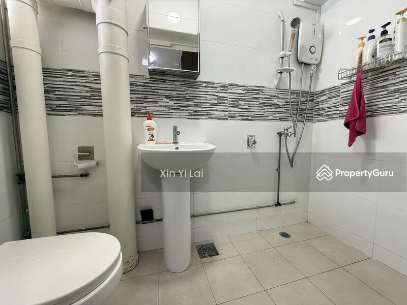 Common Bathroom