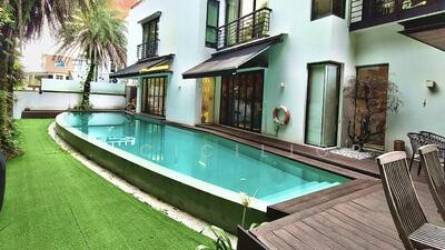 For Sale - Serangoon Garden Estate 3 Storey Landed Bungalow