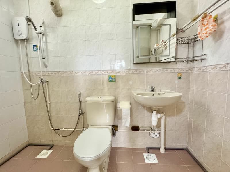 118C Jalan Membina, 118C Jalan Membina, 4 Bedrooms, 1,184 sqft, HDB Flat For Rent, by Cynric Ho, 60022804 - PropertyGuru.com.sg