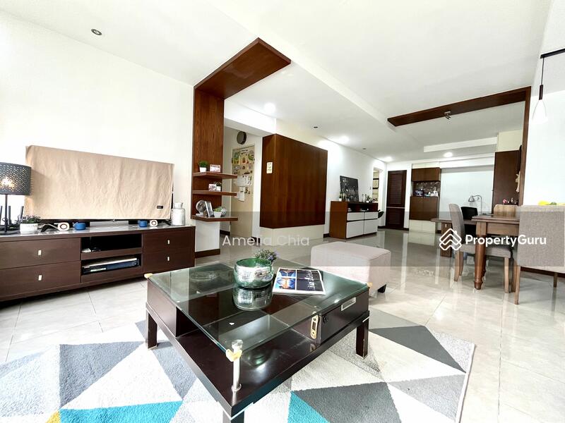 For Sale - 404A Fernvale Lane