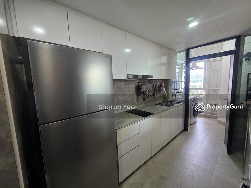 Spacious Kitchen