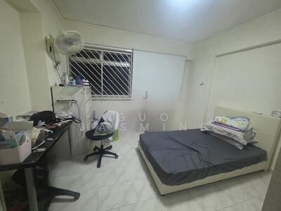 For Rent - 839 Jurong West Street 81