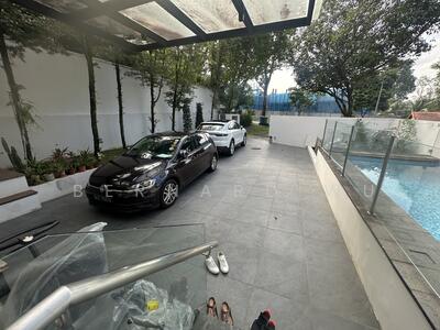 For Sale - Holland Road / Greenleaf / Henry Park