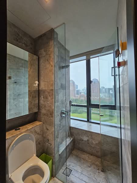 OUE Twin Peaks, 33 Leonie Hill Road, 3 Bedrooms, 1,399 sqft, Condominium For Rent, by Tiffany Sheng, 60023528 - Bathroom - PropertyGuru.com.sg