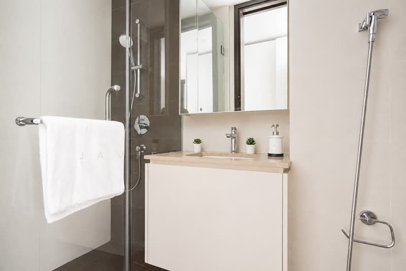 The Lilium, 33 How Sun Road, 2 Bedrooms, 700 sqft, Condominium For Sale, by Javier Ng 黄允健, 60023588 - PropertyGuru.com.sg