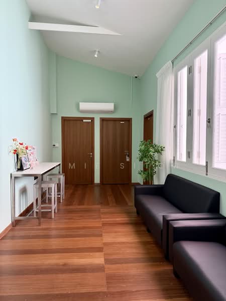 63 Spottiswoode Park Road, 63 SPOTTISWOODE PARK ROAD, 1 Bedroom, 400 sqft, Shophouse For Rent, by Jamie Sitoh, 60023608 - Communal Space - PropertyGuru.com.sg