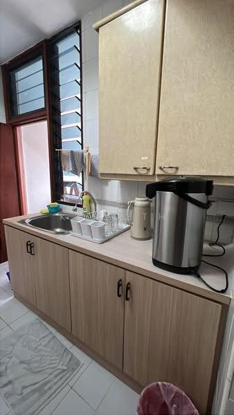 Parc Oasis, 35 Jurong East Avenue 1, Boon Lay / Jurong / Tuas, Room Rental, 200 sqft, Condominium For Rent, by Kenneth Ma, 60024007 - Kitchen - PropertyGuru.com.sg