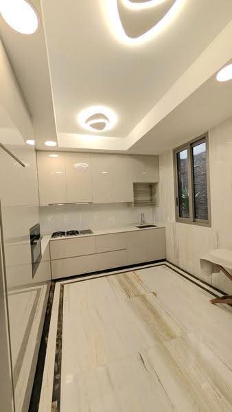 The Laurels @ Cairnhill Road, 38 Cairnhill Road, Orchard / River Valley, 2 Bedrooms, 3,850 sqft, Condominium For Sale, by Keith Lim, 60024058 - Kitchen - PropertyGuru.com.sg