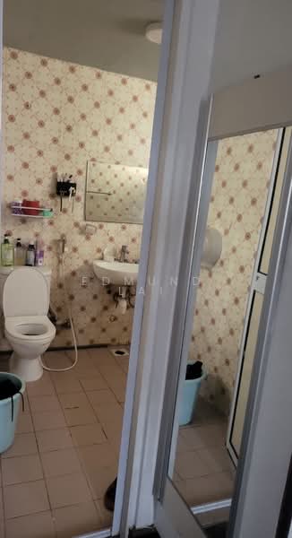 People's Park Centre, 101 Upper Cross Street, Room Rental, 300 sqft, Apartment For Rent, by Edmund Lai, 60024148 - Bathroom - PropertyGuru.com.sg