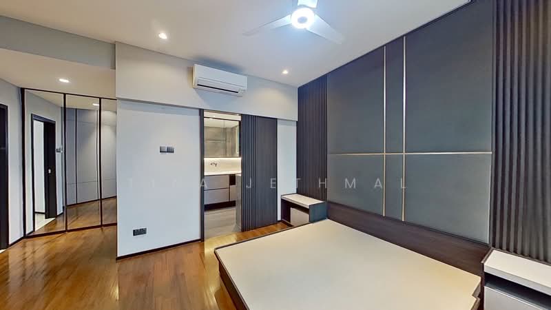 Crystal Rhu, 8A Tanjong Rhu Road, East Coast / Marine Parade, 3 Bedrooms, 1,281 sqft, Condominium For Sale, by Tina Jethmal, 60024155 - Master Bedroom - PropertyGuru.com.sg