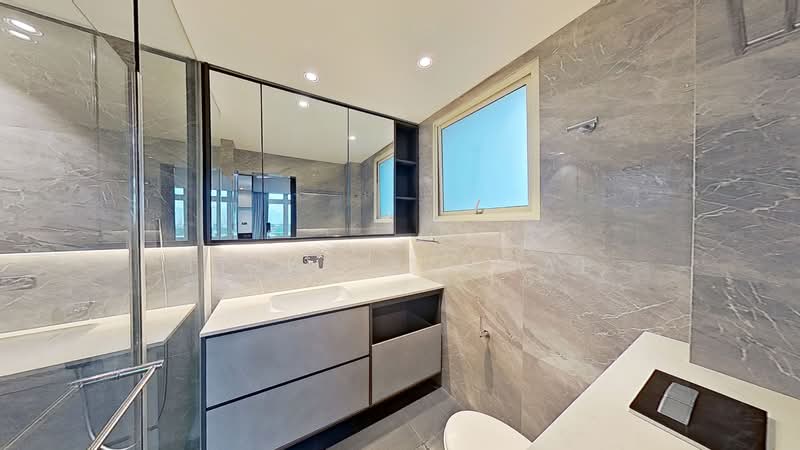 Crystal Rhu, 8A Tanjong Rhu Road, East Coast / Marine Parade, 3 Bedrooms, 1,281 sqft, Condominium For Sale, by Tina Jethmal, 60024155 - Primary Bathroom - PropertyGuru.com.sg