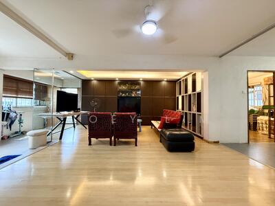 For Sale - 460 Tampines Street 42